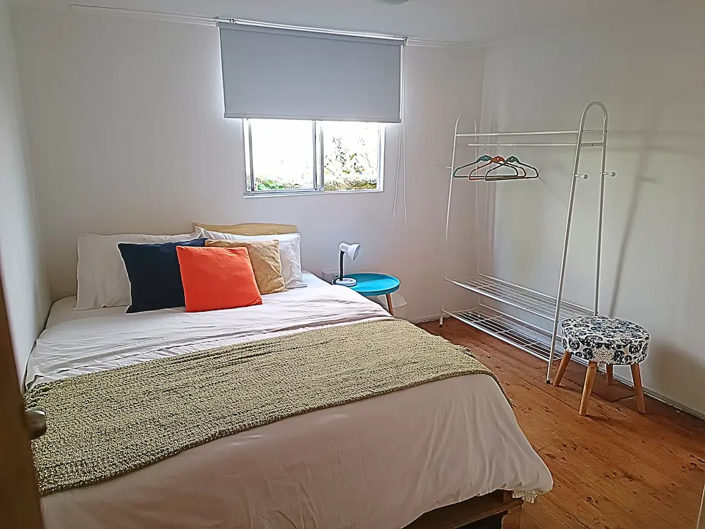 Habitación Barón — Primer piso · Mucha luz natural — Hostal Mi Paz Valparaíso