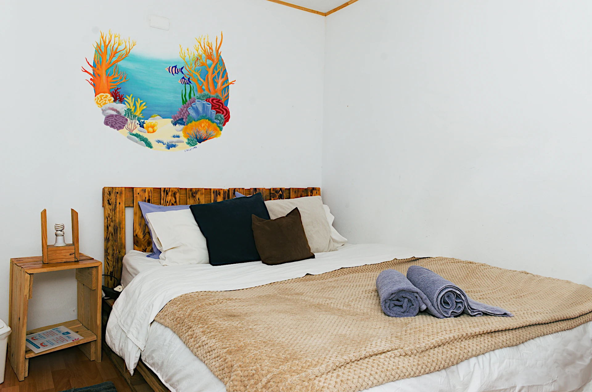 Habitación Concepción — Arrecife de coral · Niela @criatura.spirit — Hostal Mi Paz Valparaíso